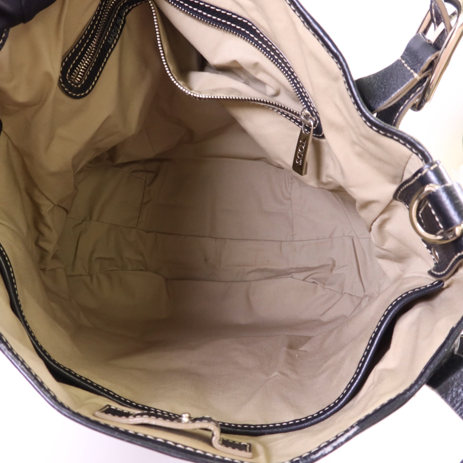 TOD'S 塗層帆布Shoulder Bag銀扣肩背袋