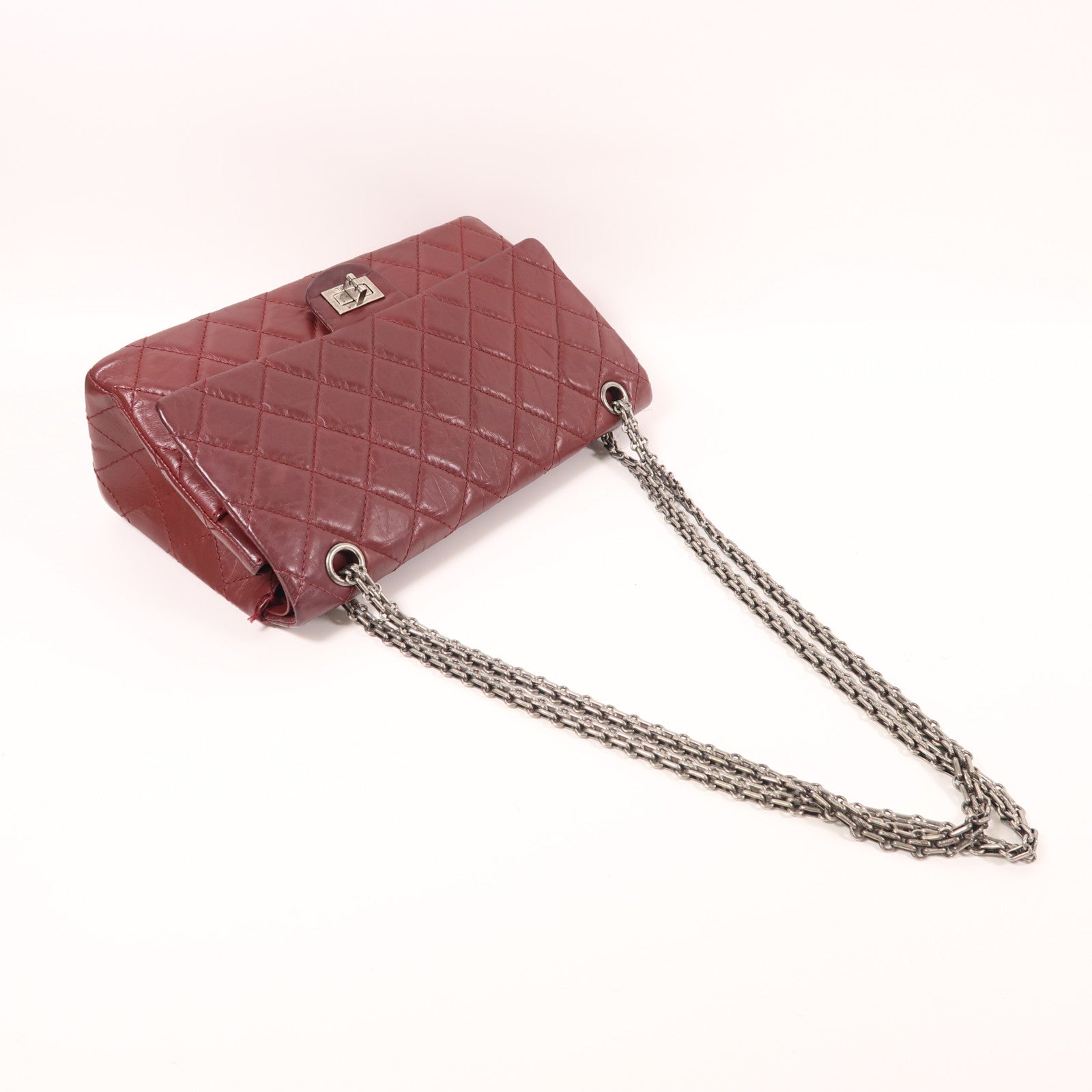 CHANEL 牛皮皮革2.55鏈帶肩背袋