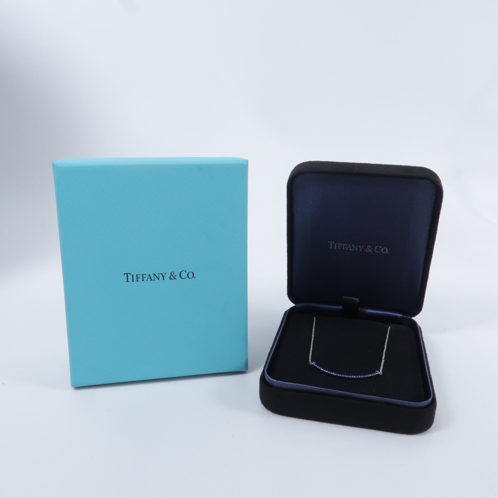 TIFFANY＆CO 18K白金/Sapphire T Smile藍寶石項鍊