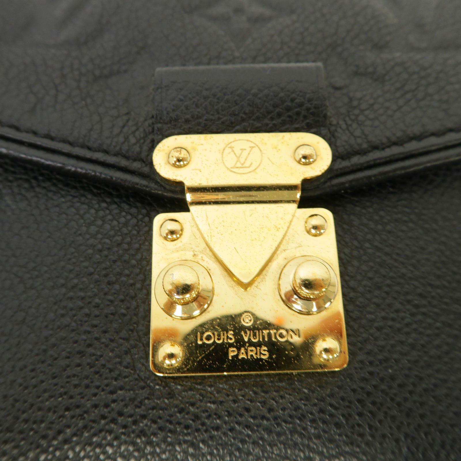 LOUIS VUITTON Monogram Empreinte Saint Germain BB金扣鏈帶肩背袋黑色