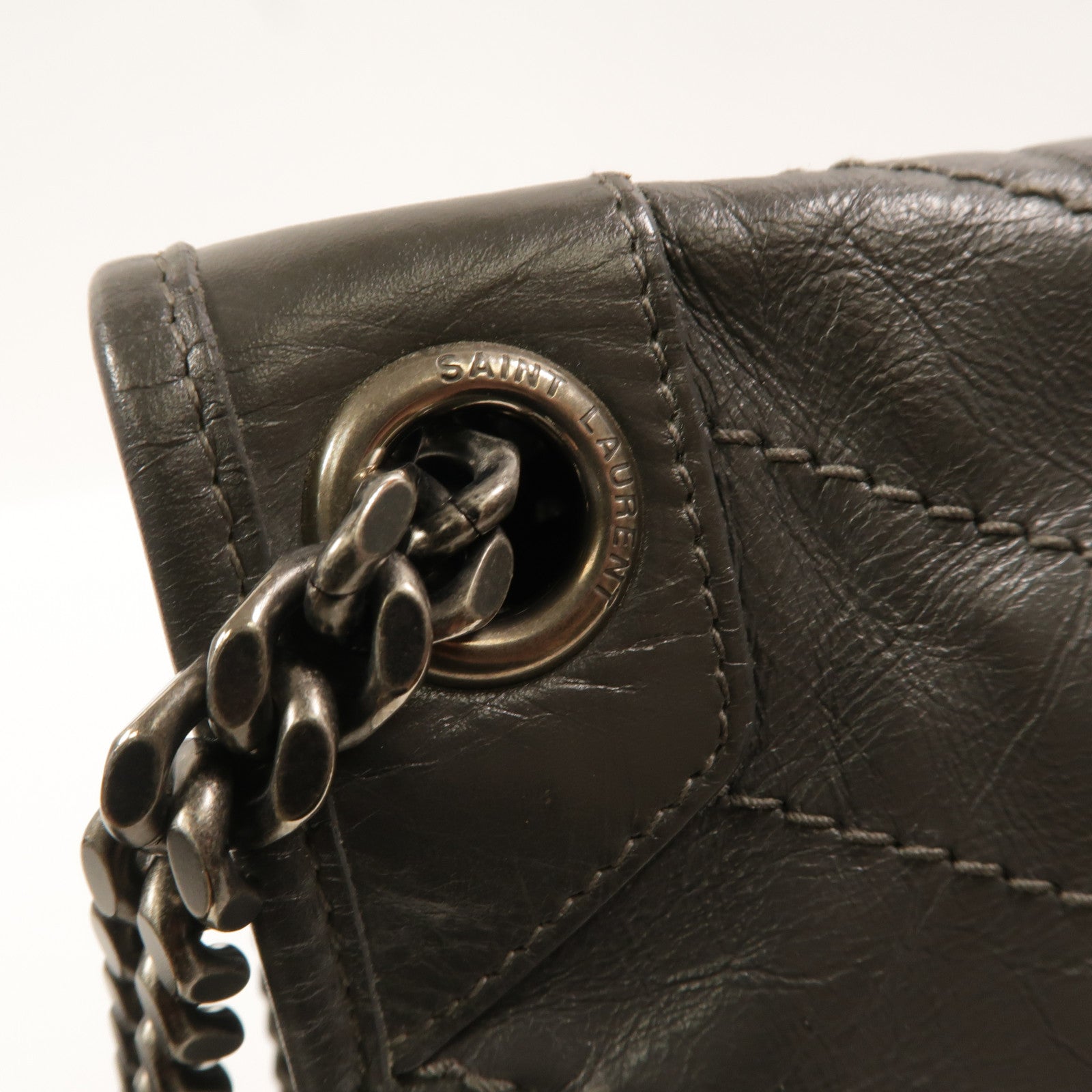 SAINT LAURENT 牛皮皮革Niki Medium Bag鏈帶肩背袋
