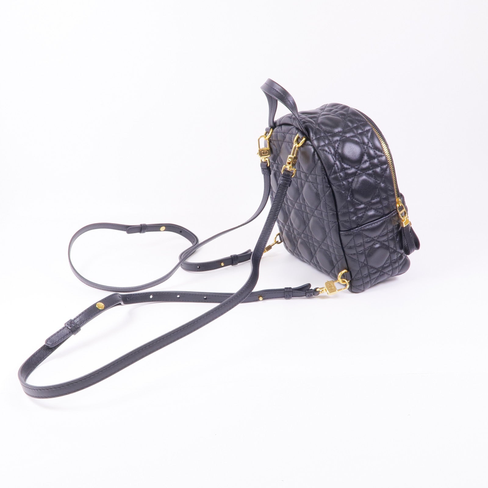 Dior 羊皮皮革Backpack金扣背包