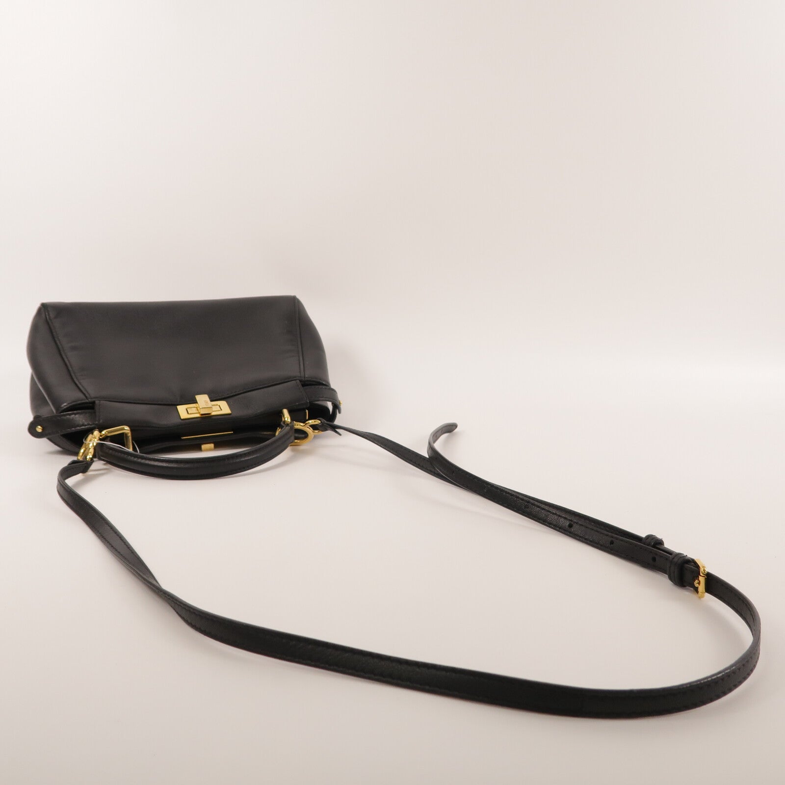 FENDI 羊皮皮革Peekaboo Mini手挽肩背兩用袋