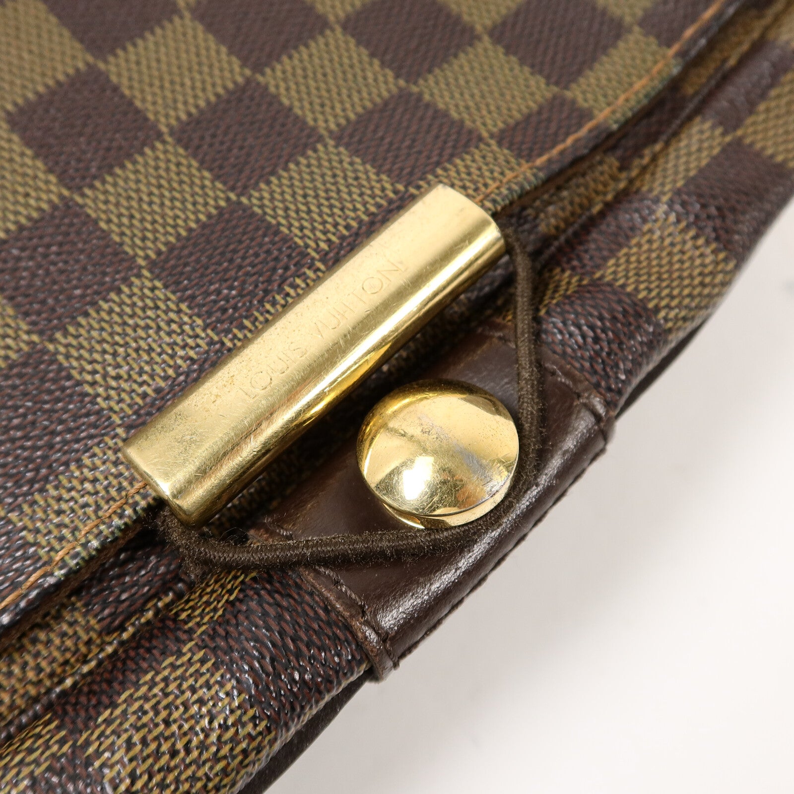 LOUIS VUITTON Damier Ebene Bastille肩背袋