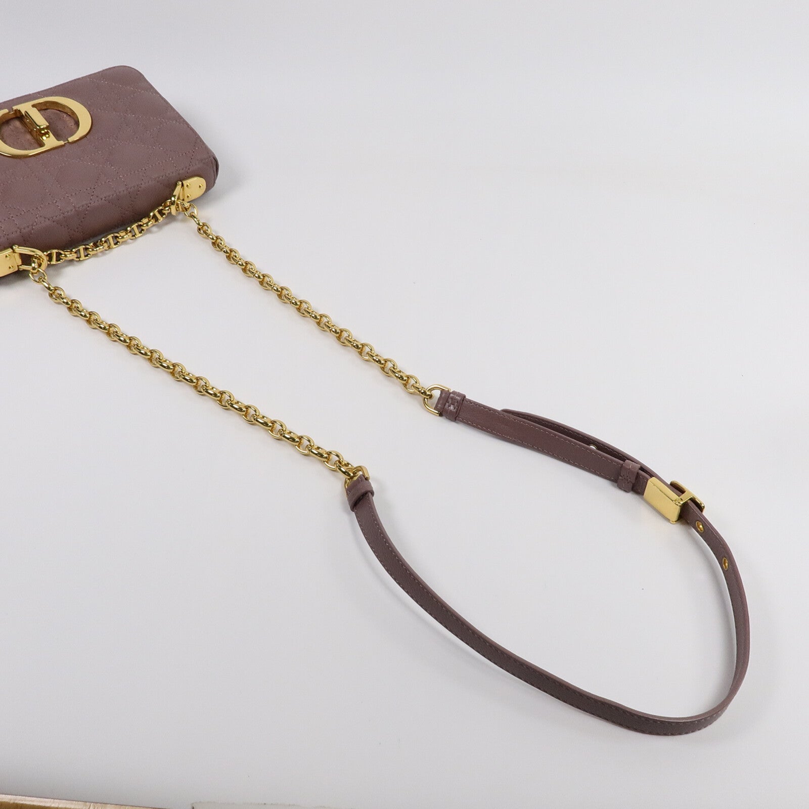 Dior 牛皮皮革Caro Small肩背袋
