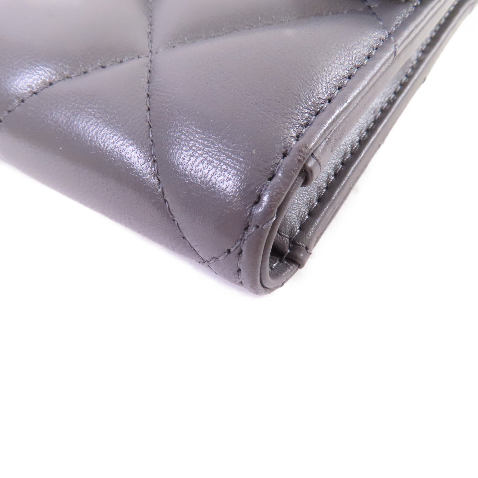 CHANEL 菱格羊皮皮革Chanel 19 Trifold Wallet金扣短錢包灰色