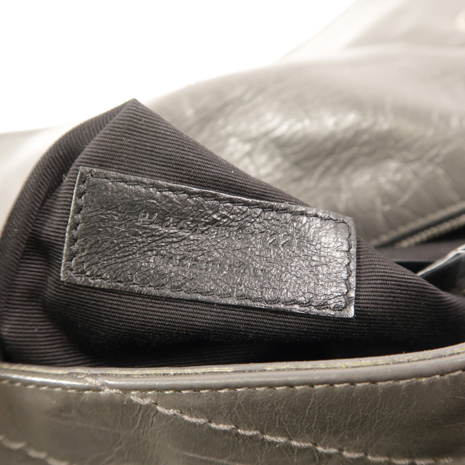 SAINT LAURENT 牛皮皮革Niki Medium Bag鏈帶肩背袋