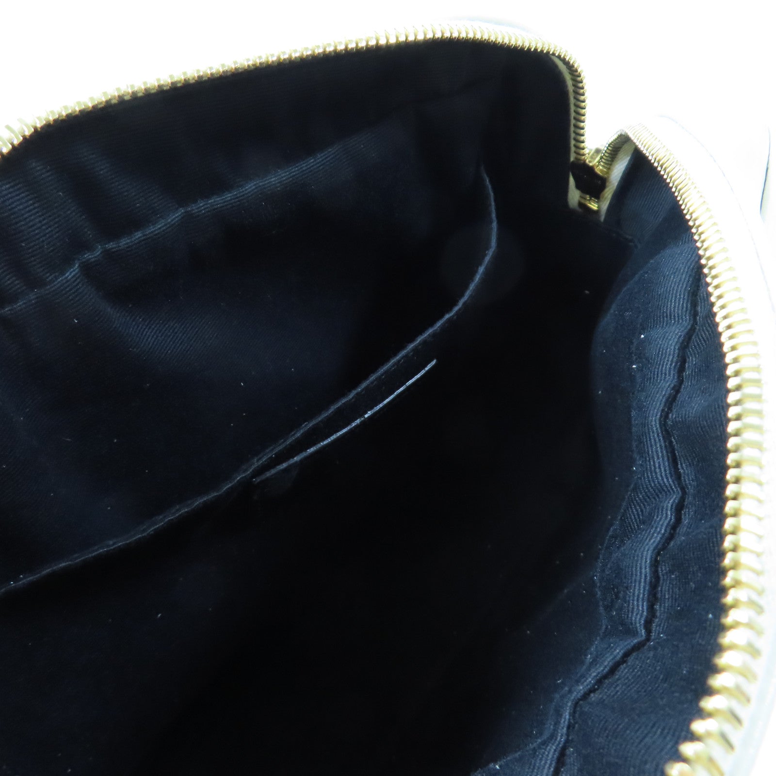 SAINT LAURENT 牛皮皮革Lou Camera金扣肩背袋