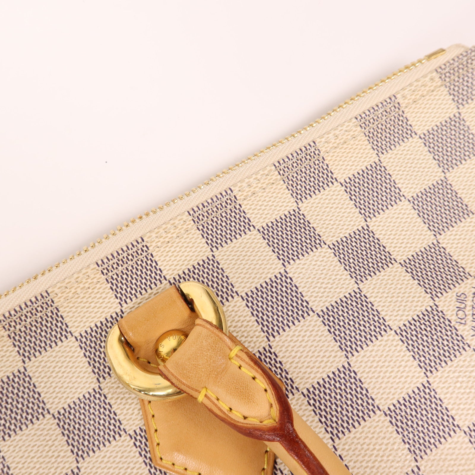 LOUIS VUITTON Damier Azur Saleya GM金扣手挽袋