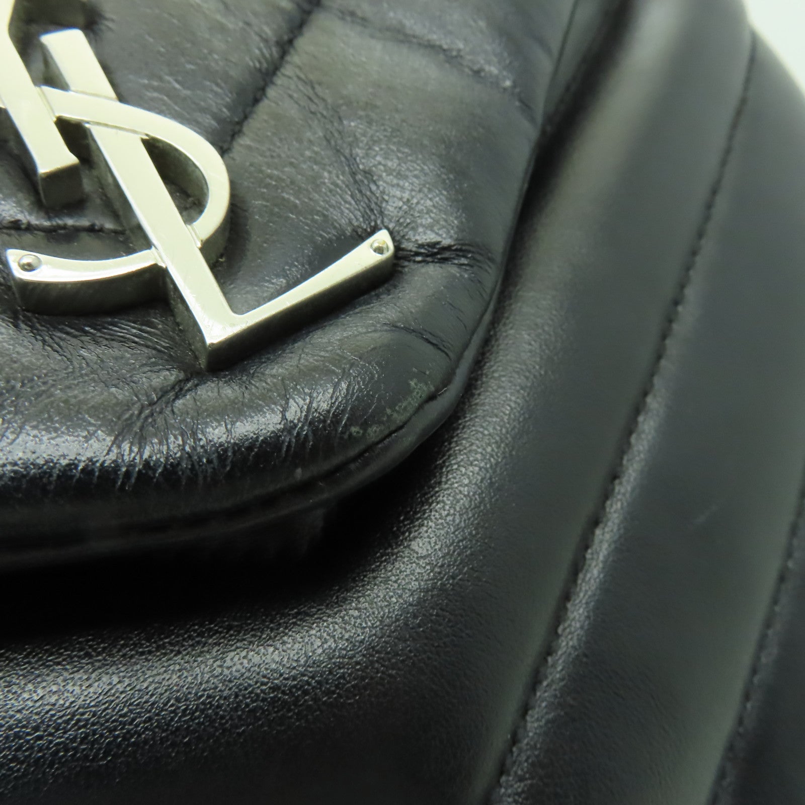SAINT LAURENT 牛皮皮革Backpack銀扣背包黑色