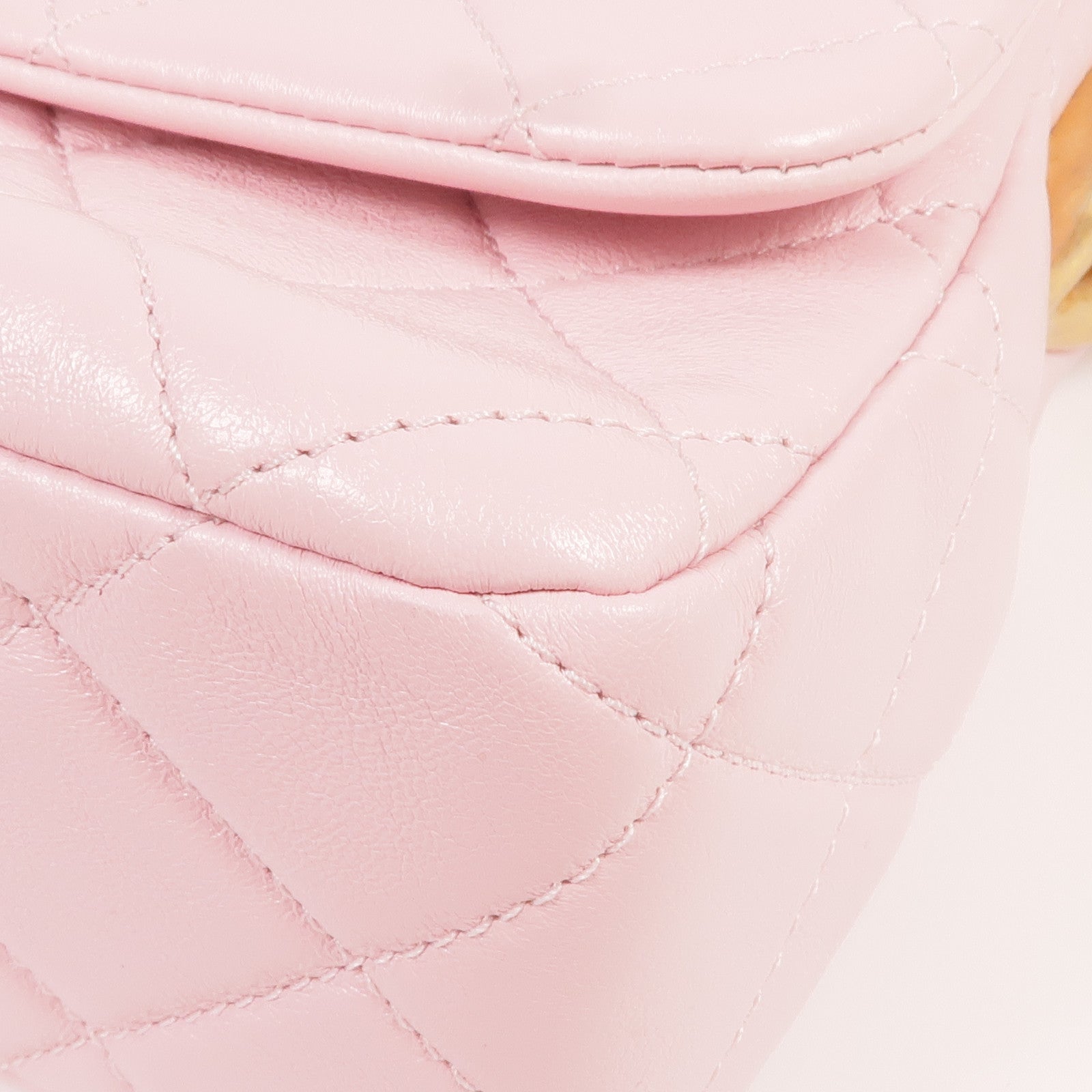 CHANEL 羊皮皮革Chain Shoulder金扣鏈帶肩背袋