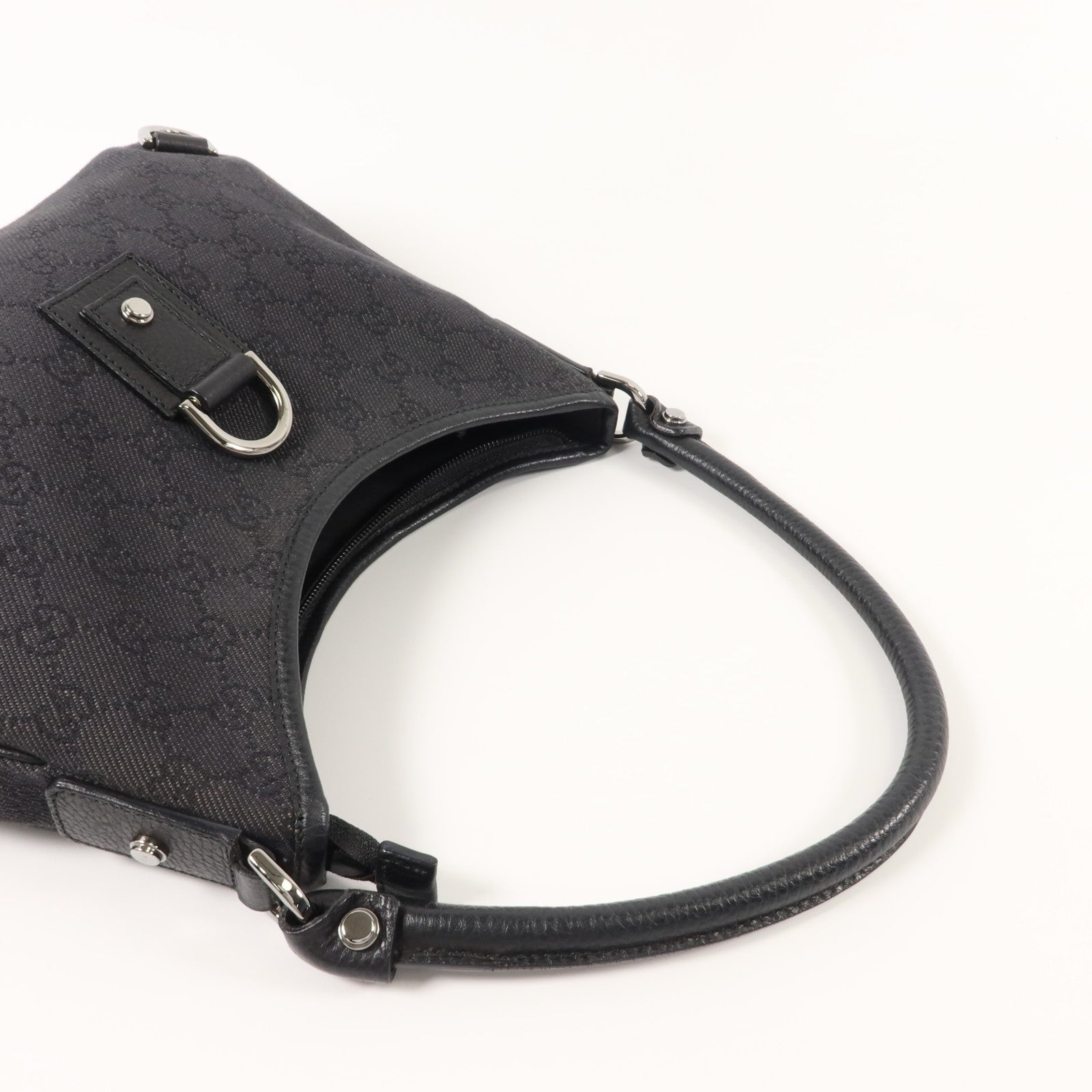 GUCCI 帆布Abbey GG肩背袋