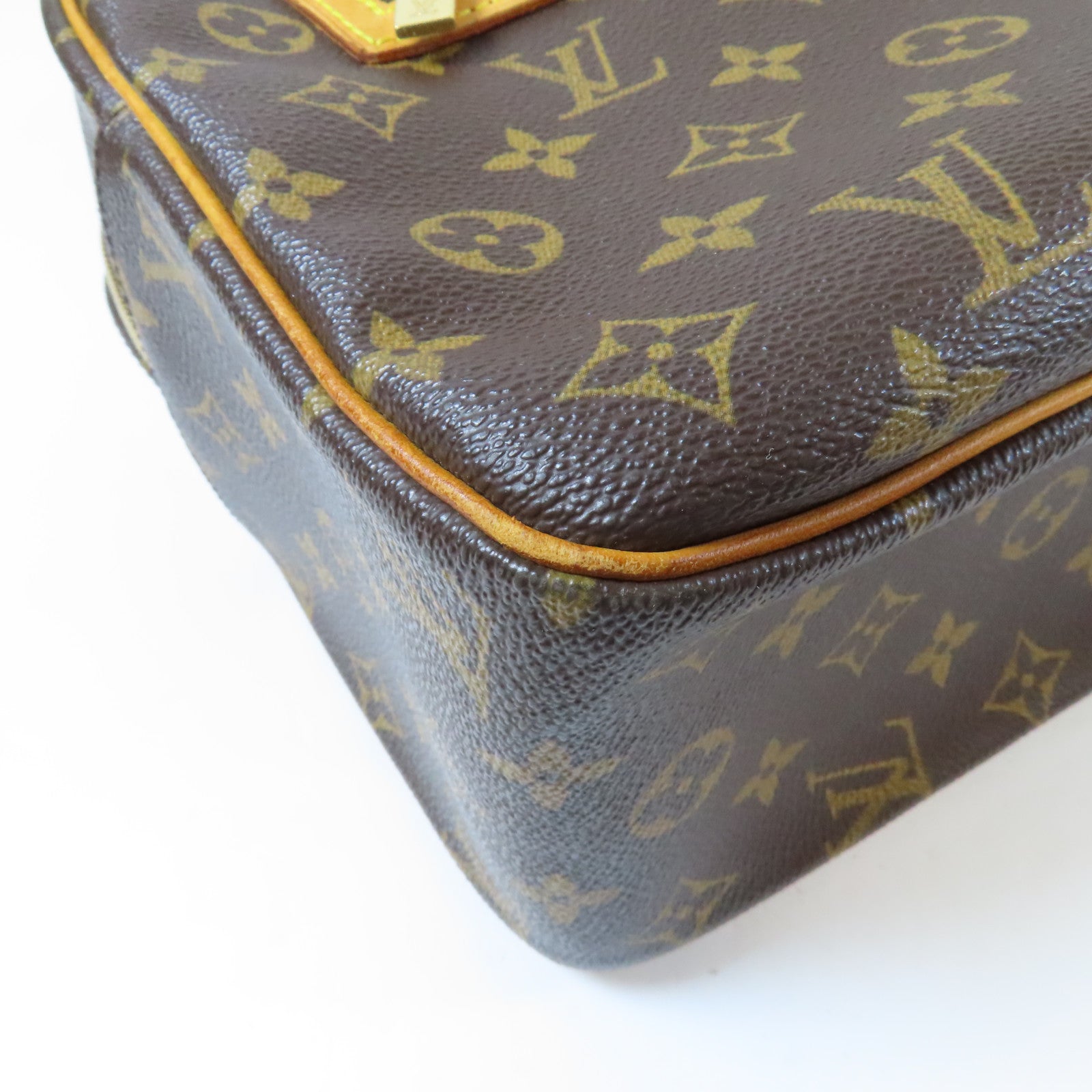 LOUIS VUITTON Monogram Cite GM金扣肩背袋啡色