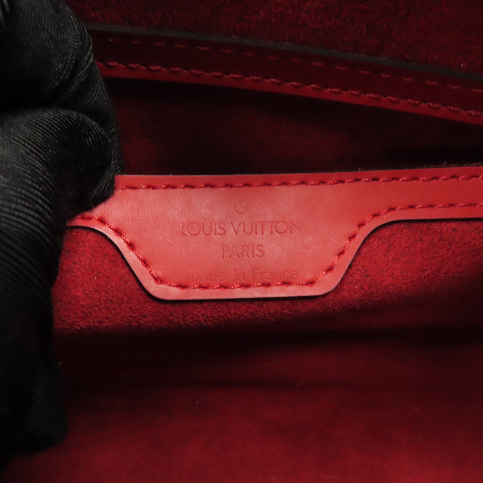 LOUIS VUITTON Epi Soufflot金扣手挽袋紅色
