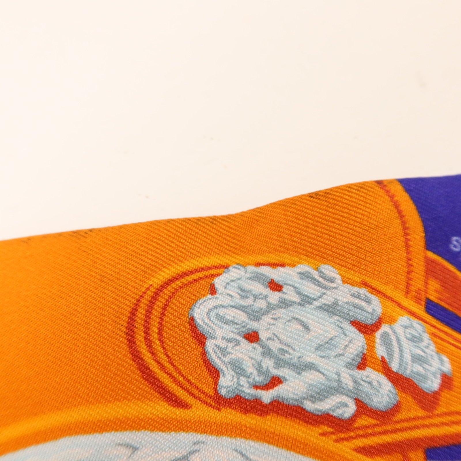 HERMES 絲質Twilly絲巾