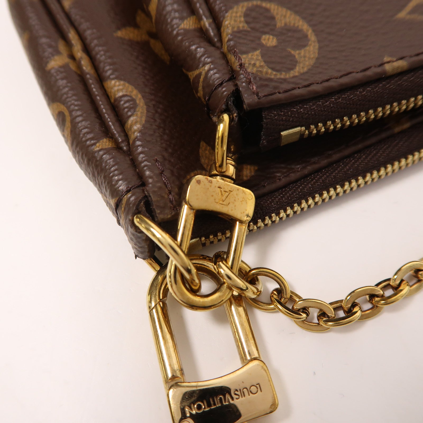 LOUIS VUITTON Monogram Multi Pochette Accessoires金扣肩背袋