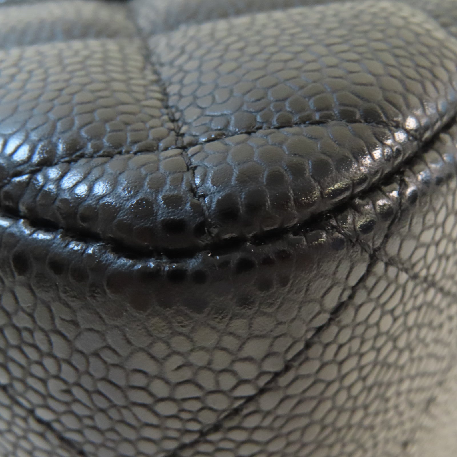 CHANEL **【激減優惠】菱格Caviar皮革Jumbo Chain Shoulder Bag銀扣鏈帶肩背袋黑色