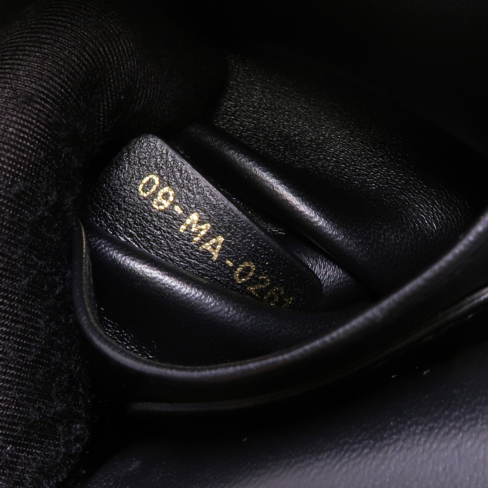 Dior 羊皮皮革Backpack金扣背包