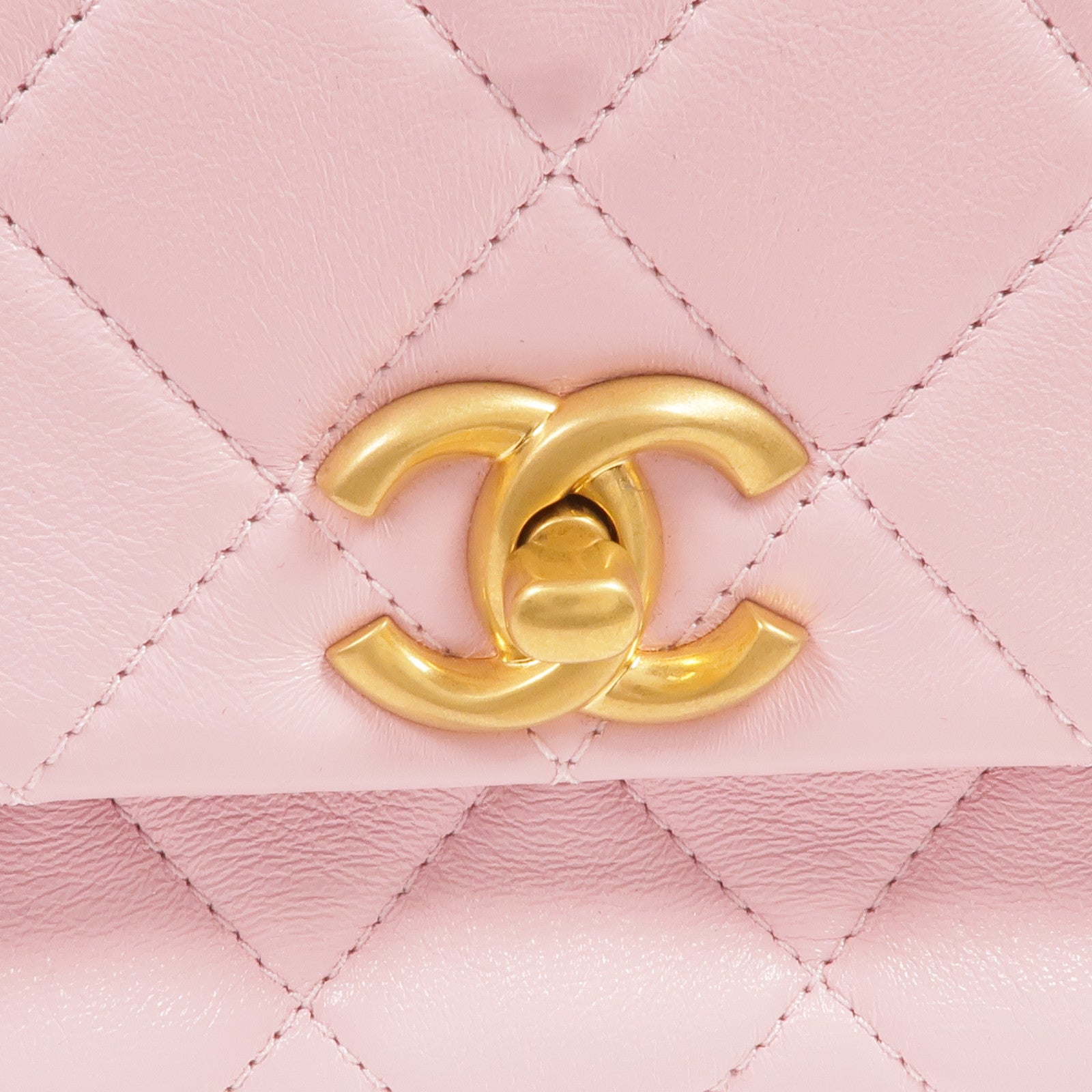 CHANEL 羊皮皮革Chain Shoulder金扣鏈帶肩背袋