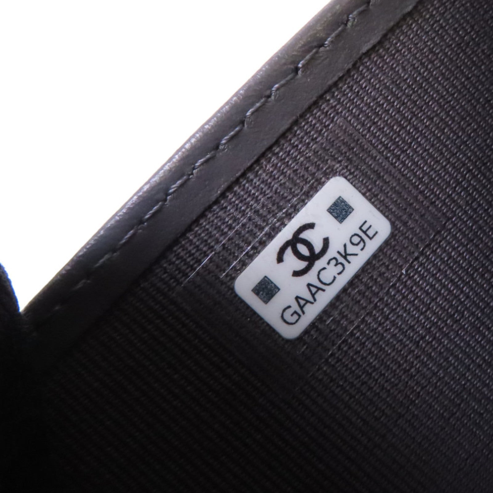 CHANEL 菱格羊皮皮革Chanel 19 Trifold Wallet金扣短錢包灰色