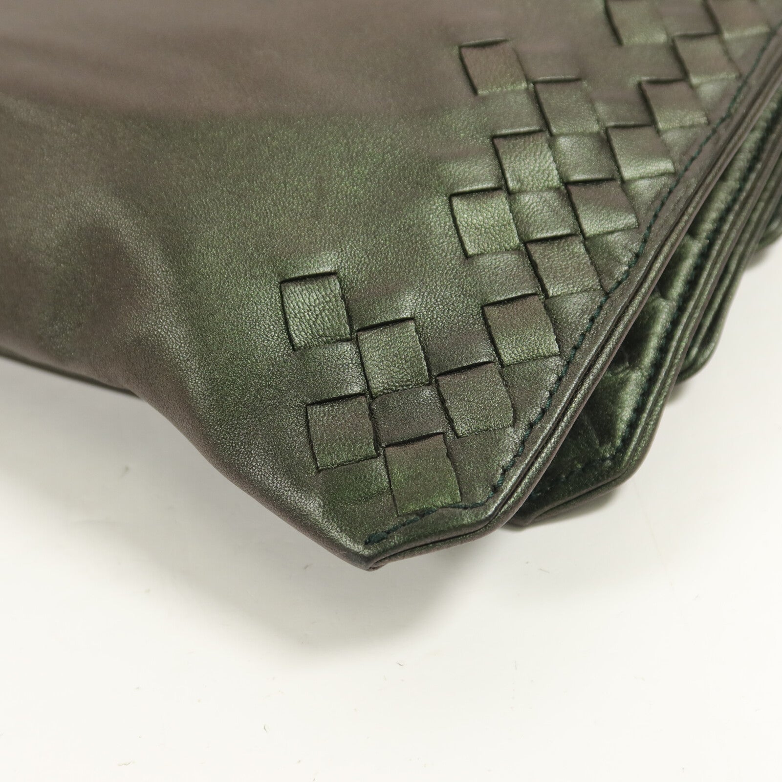 BOTTEGA VENETA 牛皮皮革Beetle Iridescent Clutch手拿包