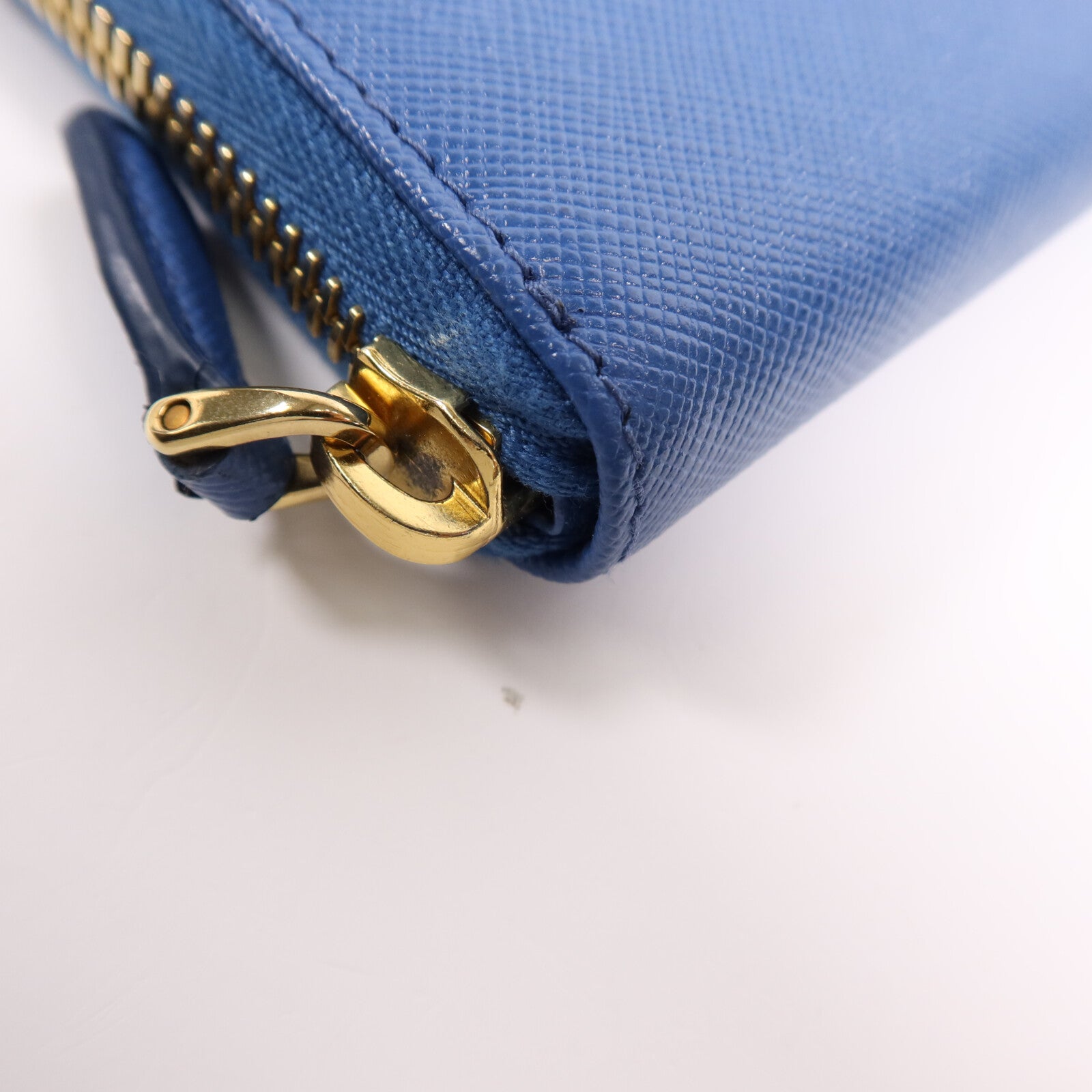 PRADA 牛皮皮革Wallet金扣長錢包