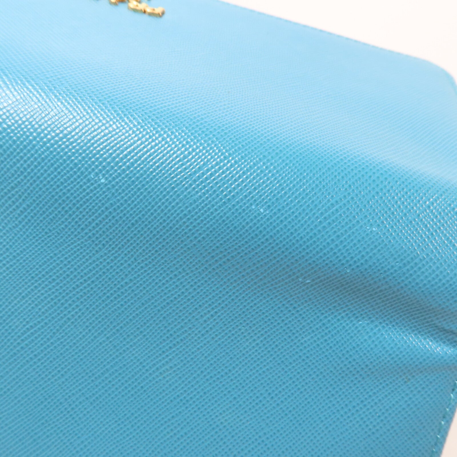 PRADA Saffiano皮革Wallet On Chain鏈帶肩背袋