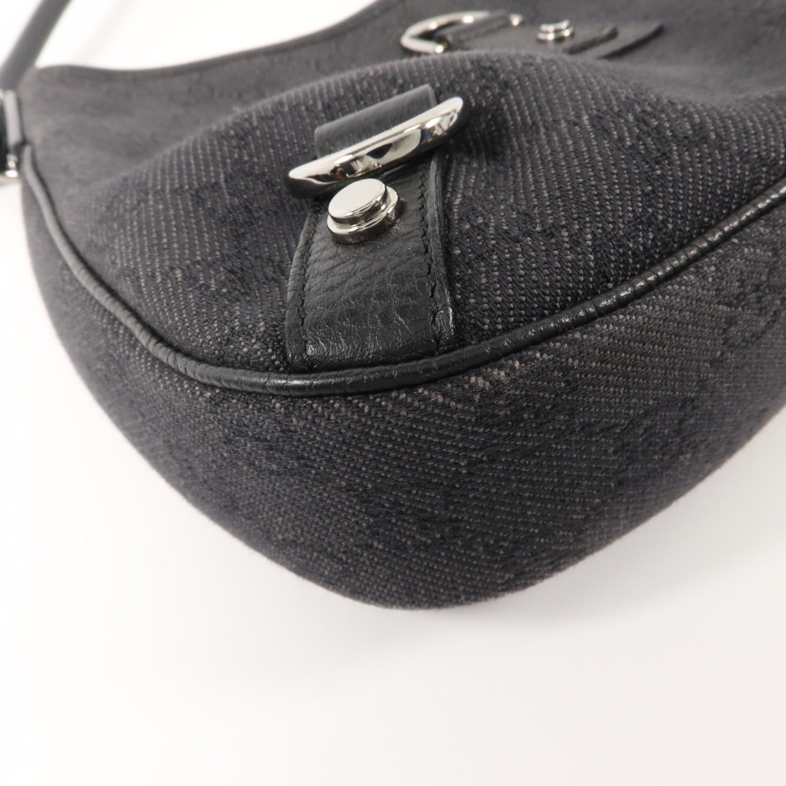 GUCCI 帆布Abbey GG肩背袋