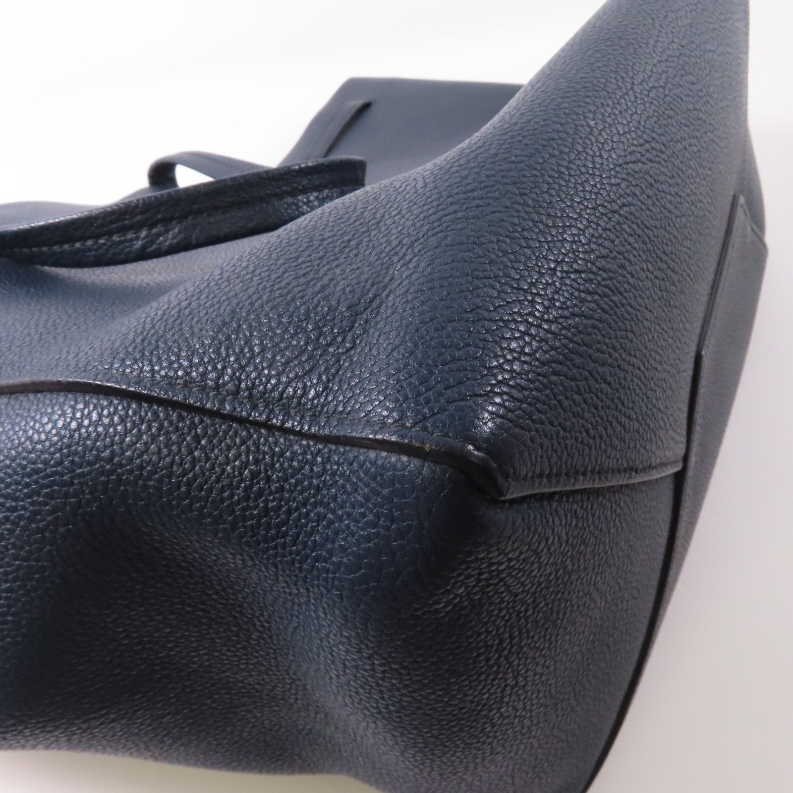 CELINE 牛皮皮革Cabas Phantom手挽袋深藍色