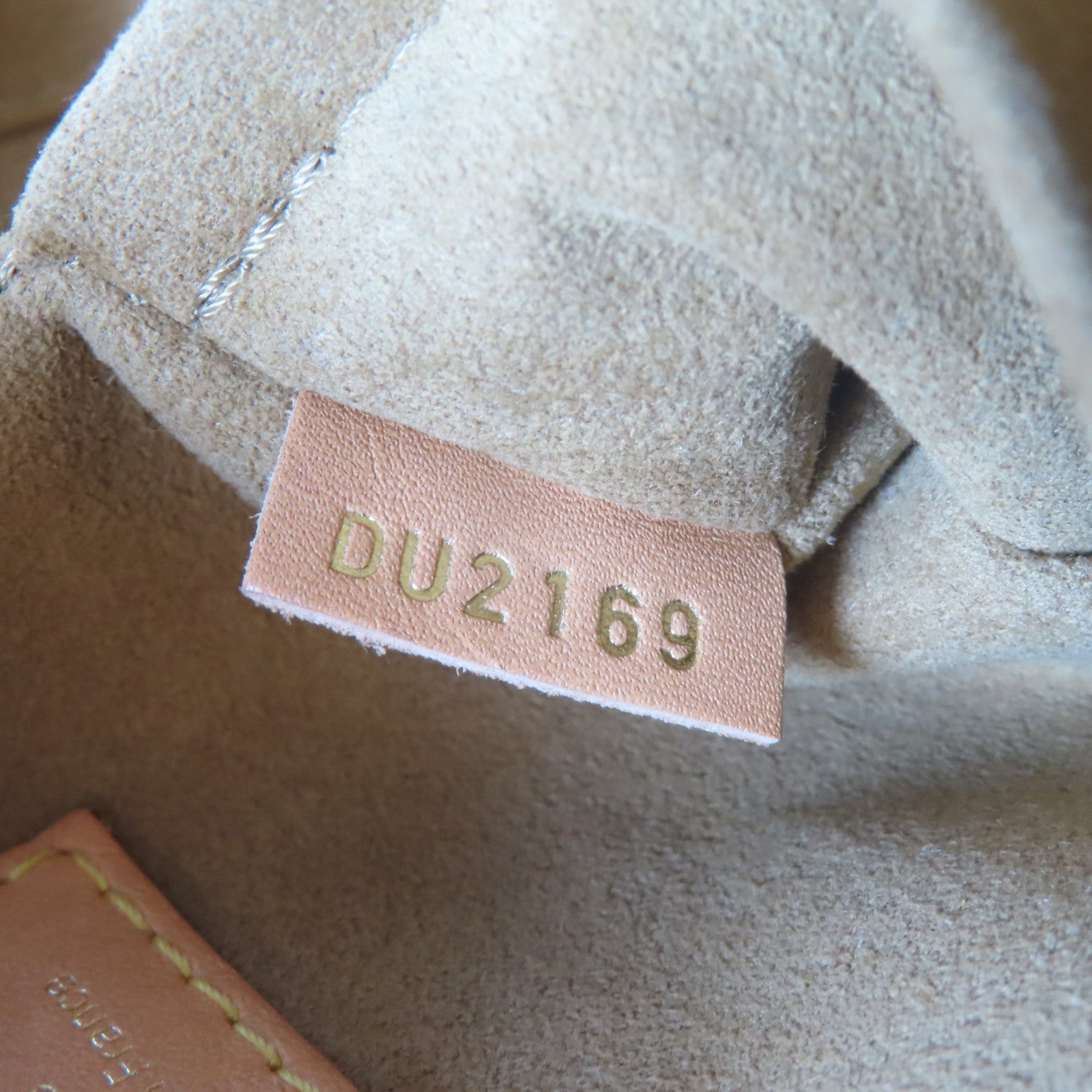 LOUIS VUITTON Monogram Boite Chapeau Souple MM金扣肩背袋啡色