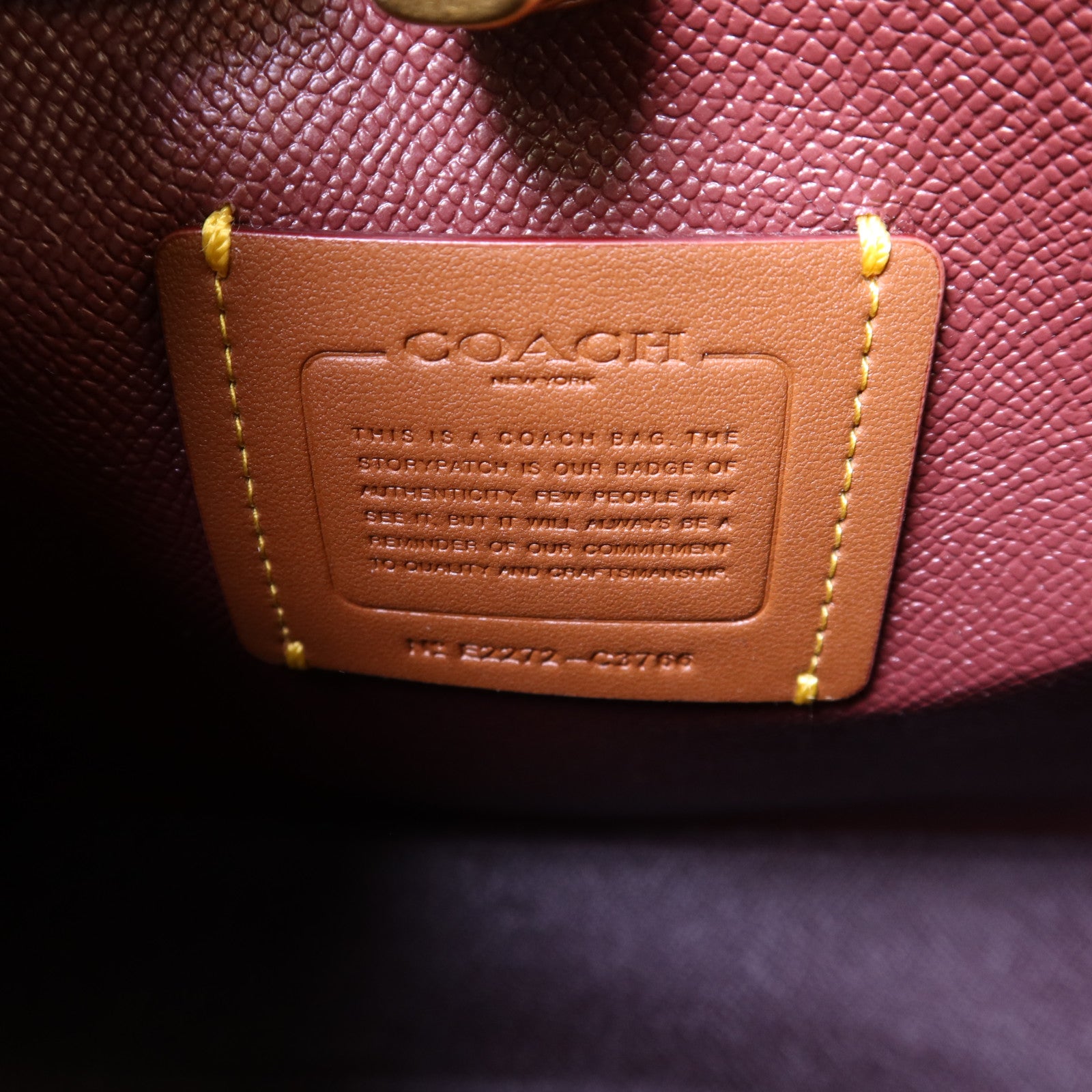 COACH 牛皮皮革Willow Bucket Bag金扣肩背袋