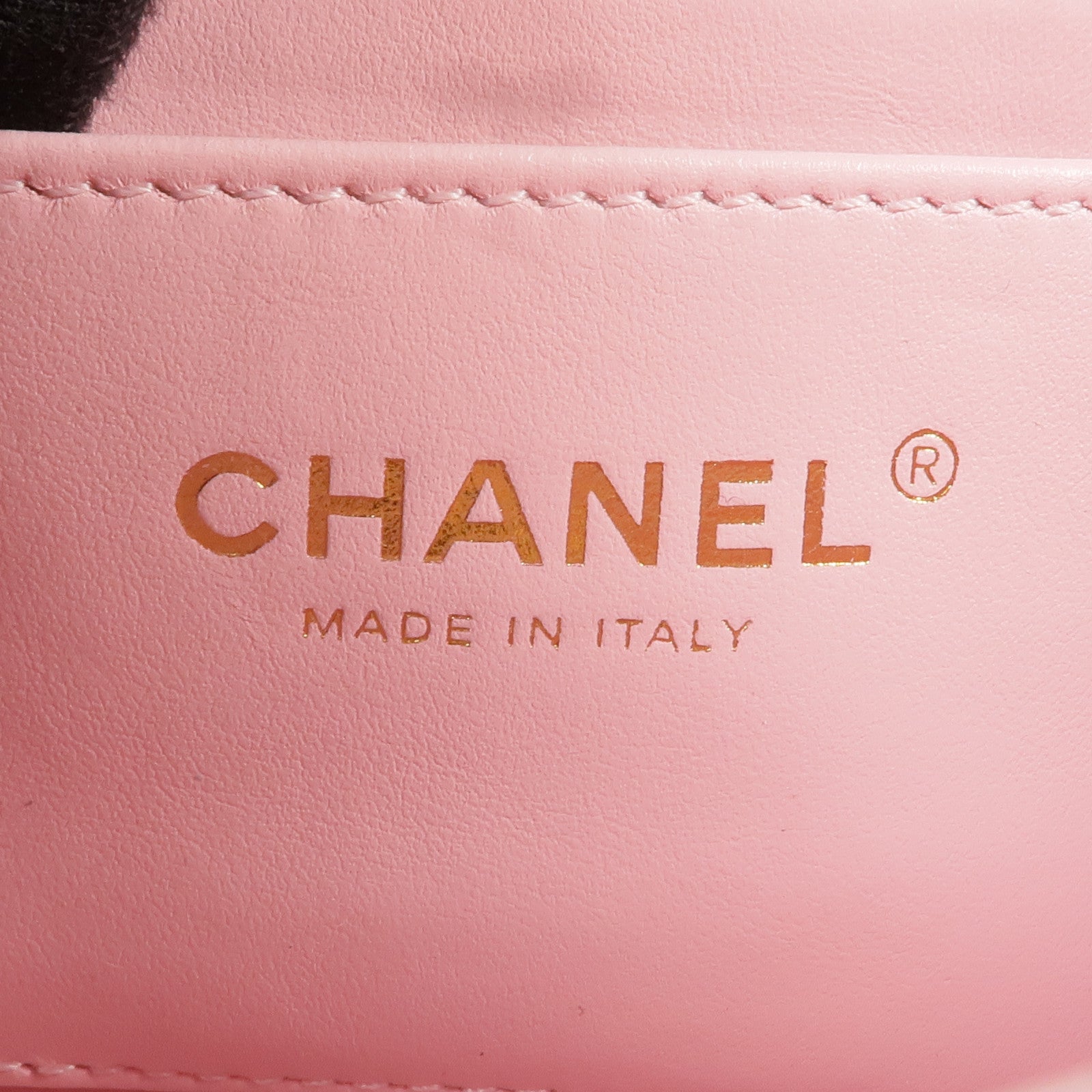 CHANEL 羊皮皮革Chain Shoulder金扣鏈帶肩背袋