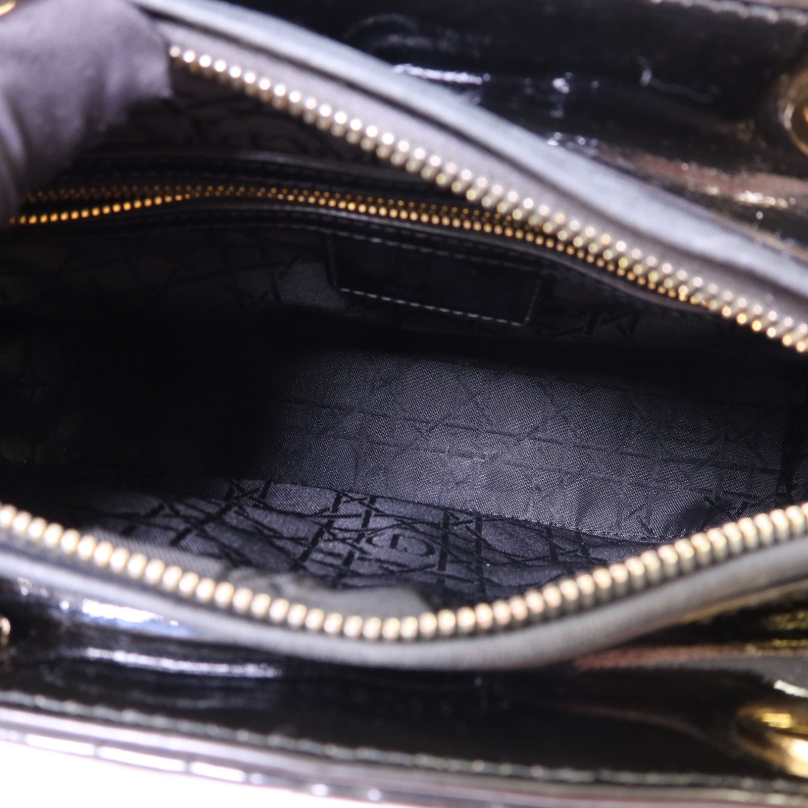Dior 漆皮皮革Lady Dior金扣手挽肩背兩用袋