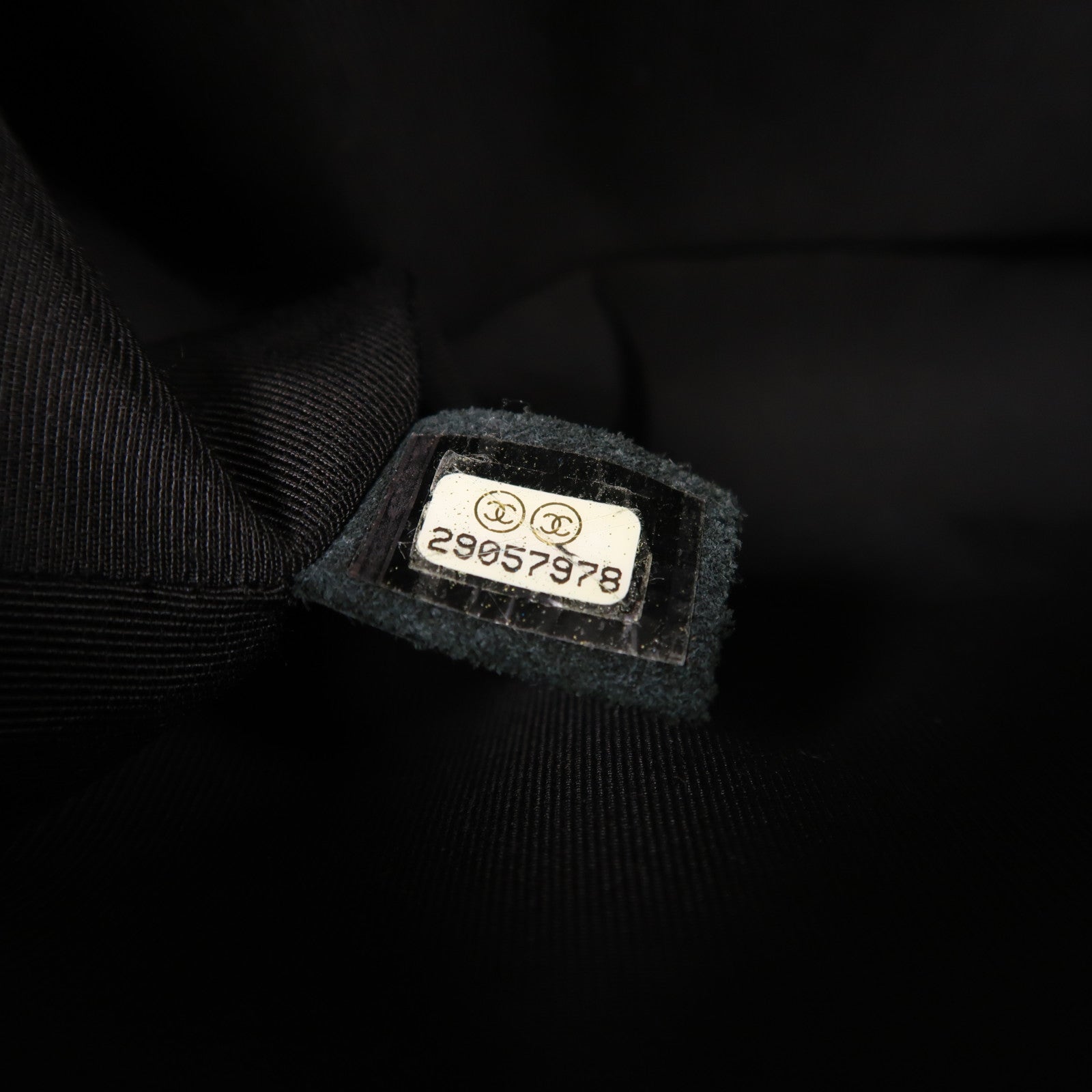 CHANEL 羊皮皮革Boy 25金扣鏈帶肩背袋