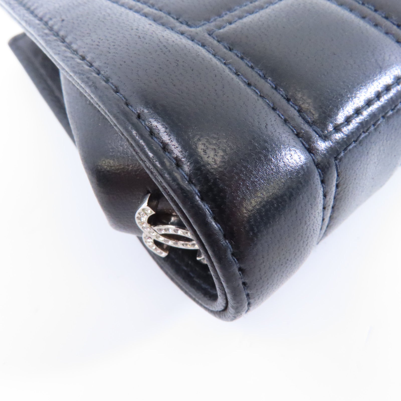 CHANEL 皮革Chain Handbag銀扣鏈帶手挽袋黑色