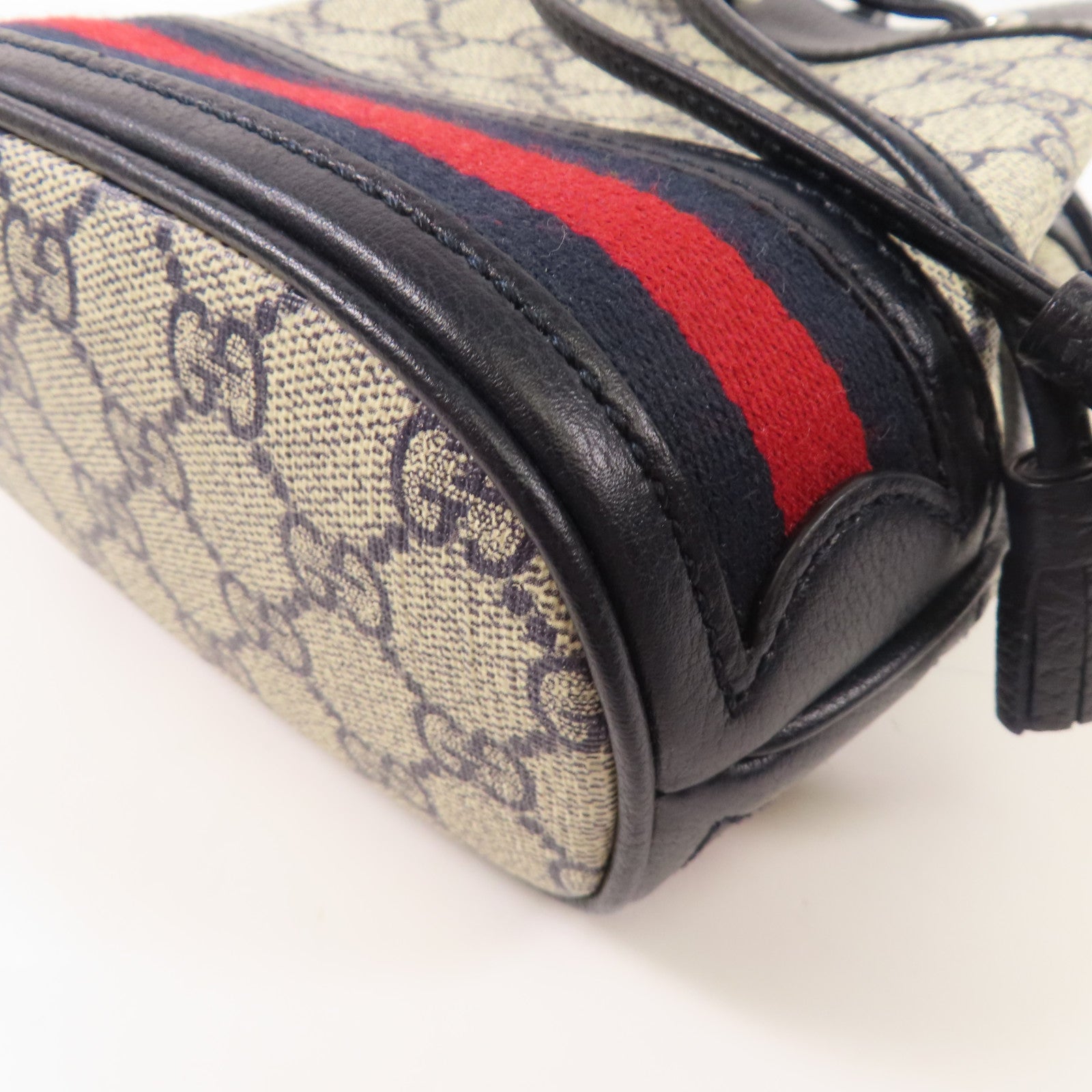 GUCCI 塗層帆布Ophidia銀扣肩背袋