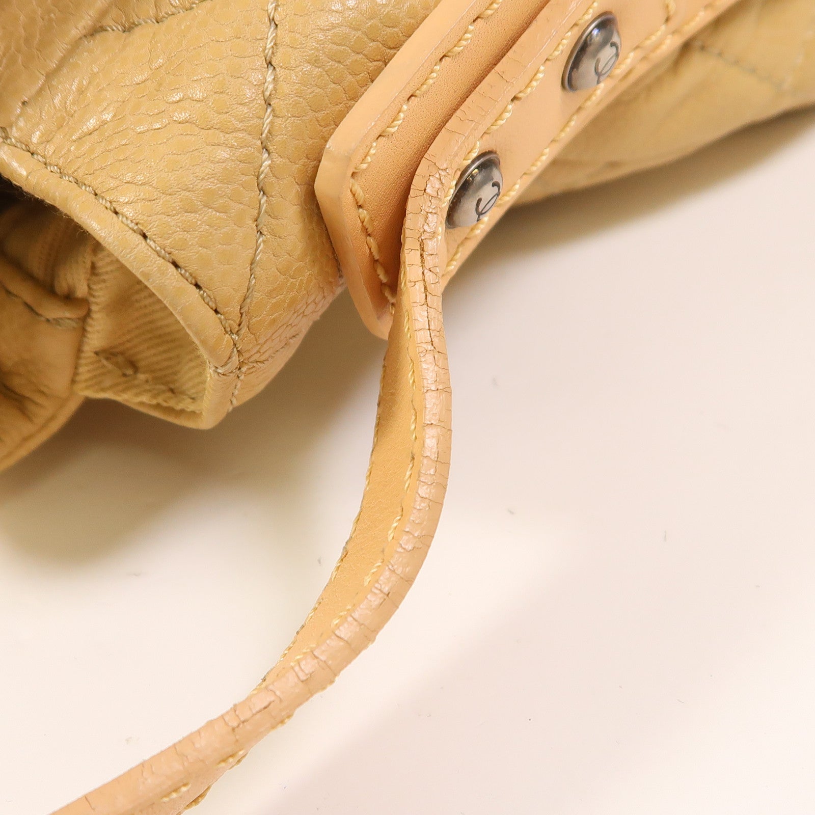 CHANEL 【激減優惠】牛皮皮革Shoulder Bag銀扣肩背袋