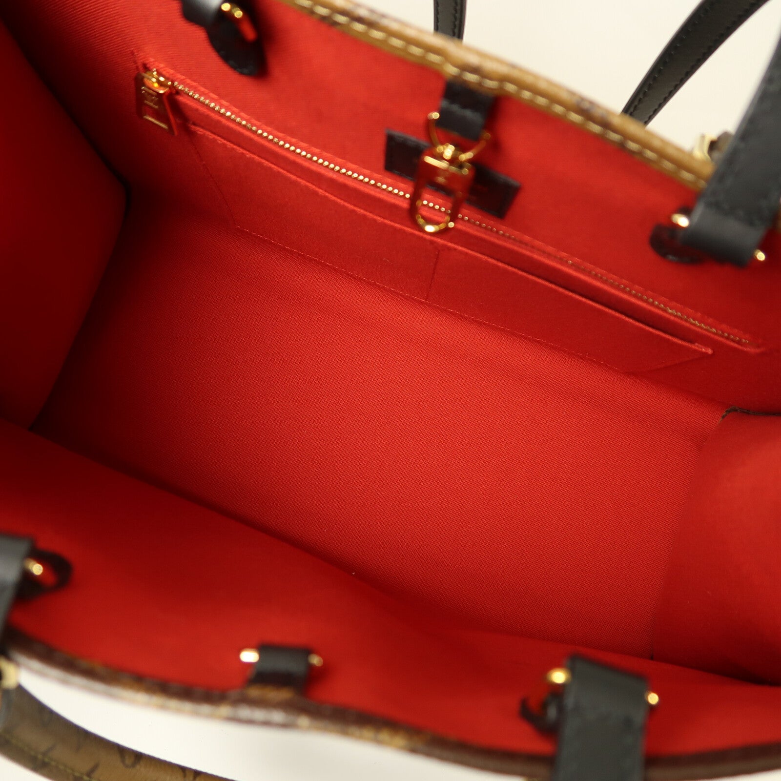 LOUIS VUITTON Monogram Giant Reverse On The Go MM金扣手挽肩背兩用袋