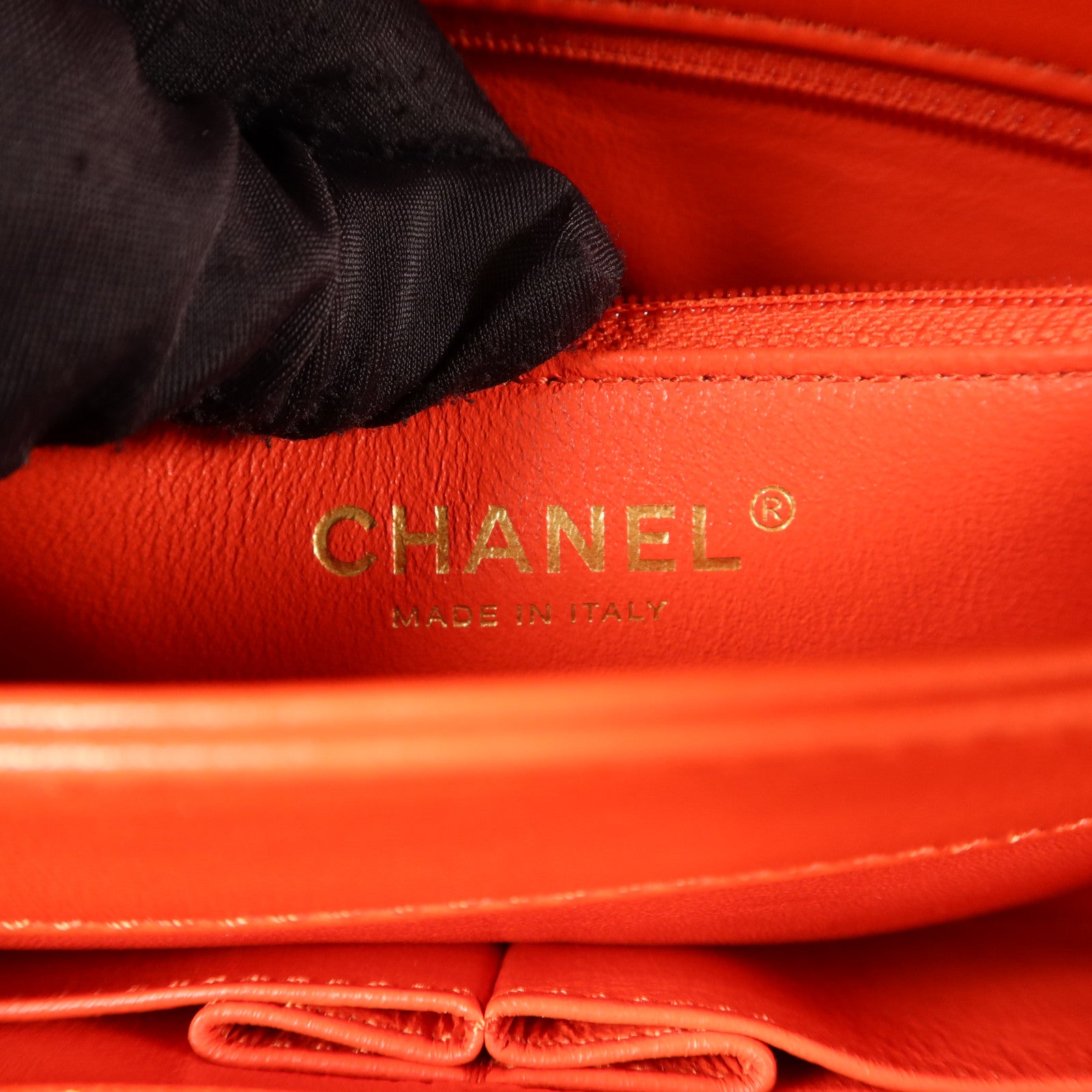 CHANEL 羊皮皮革Trendy CC Chevron Wallet On Chain金扣鏈帶肩背袋