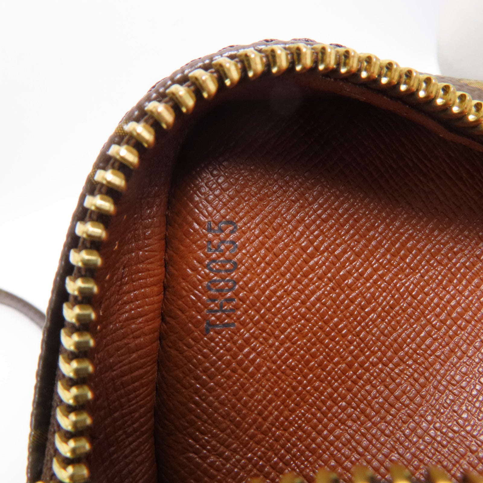LOUIS VUITTON LV GHW Amazon Crossbody Shoulder Bag M45236 Monogram Brown