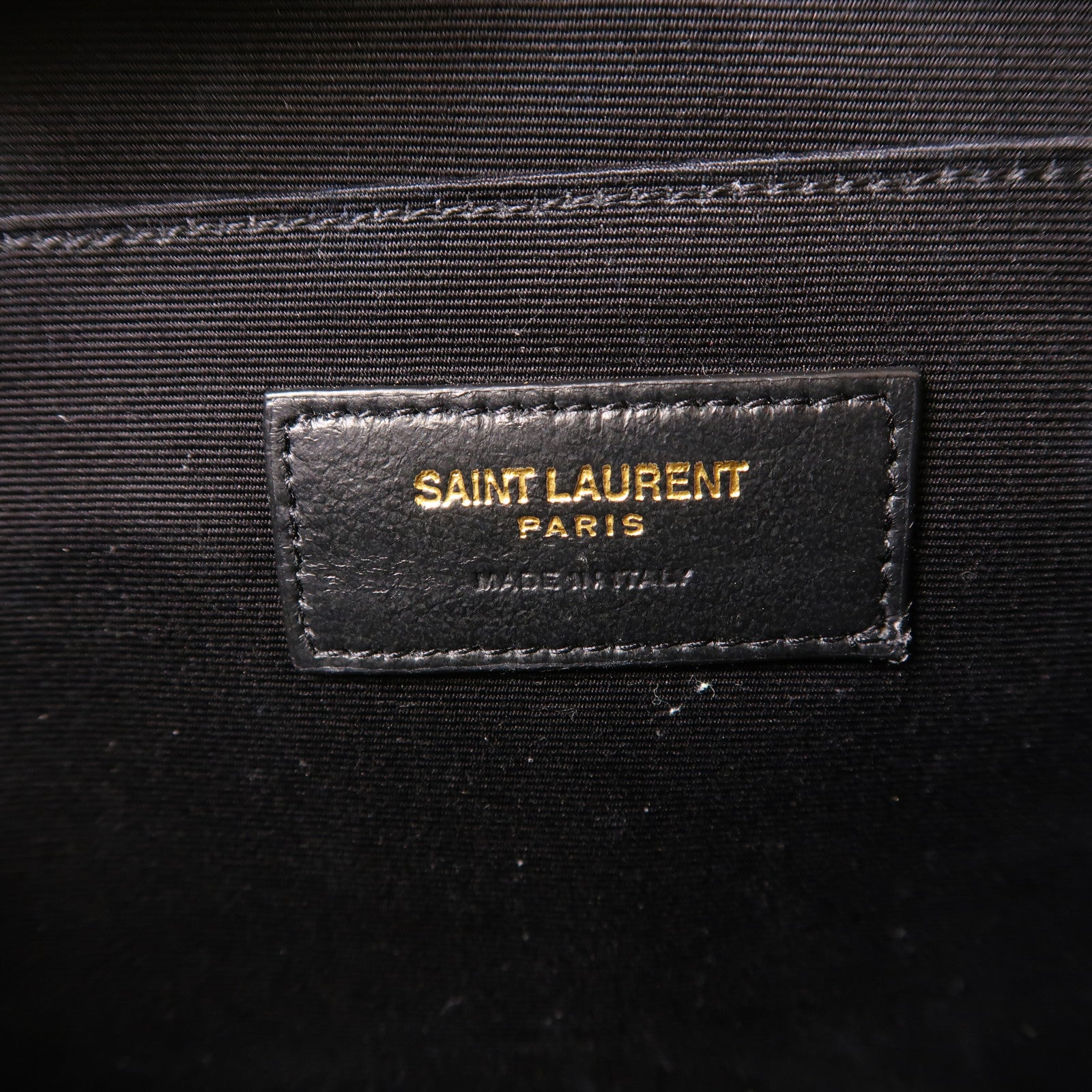 SAINT LAURENT 牛皮皮革Clutch金扣手拿包