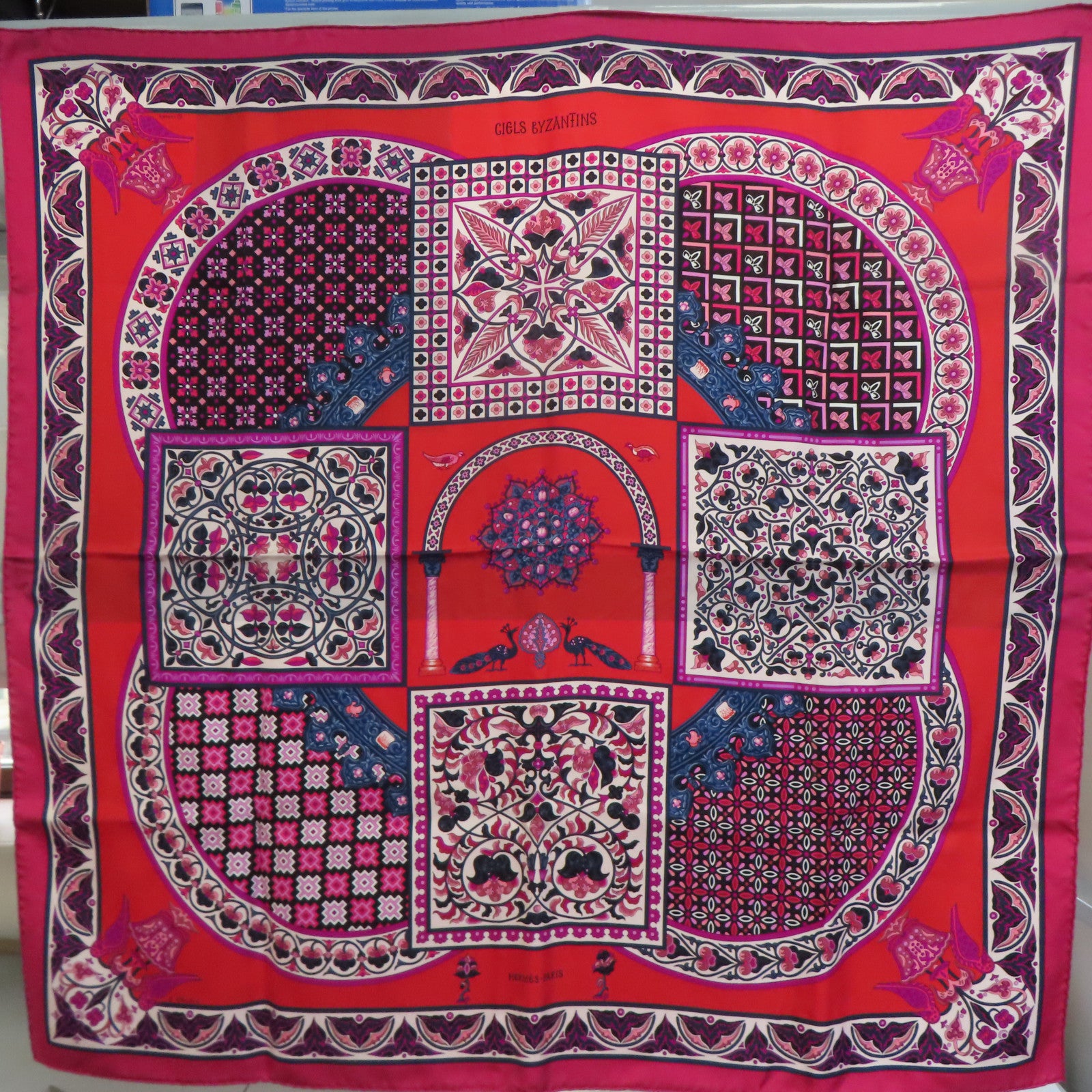 HERMES 絲質Scarf絲巾紅色/多色