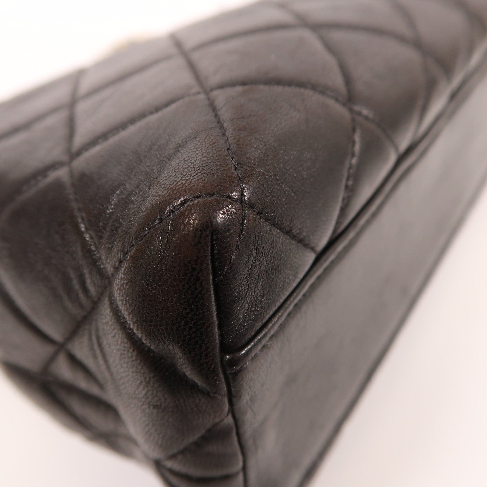 CHANEL 羊皮皮革Vintage Chain Shoulder金扣鏈帶肩背袋