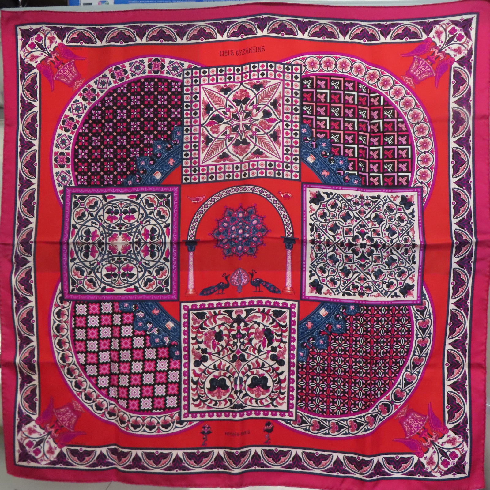 HERMES 絲質Scarf絲巾紅色/多色