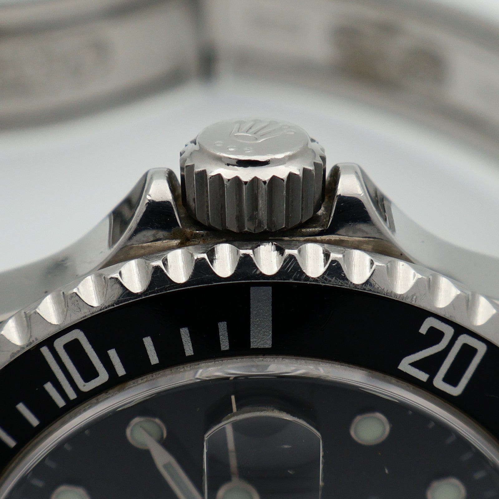 ROLEX Submariner Date 16610