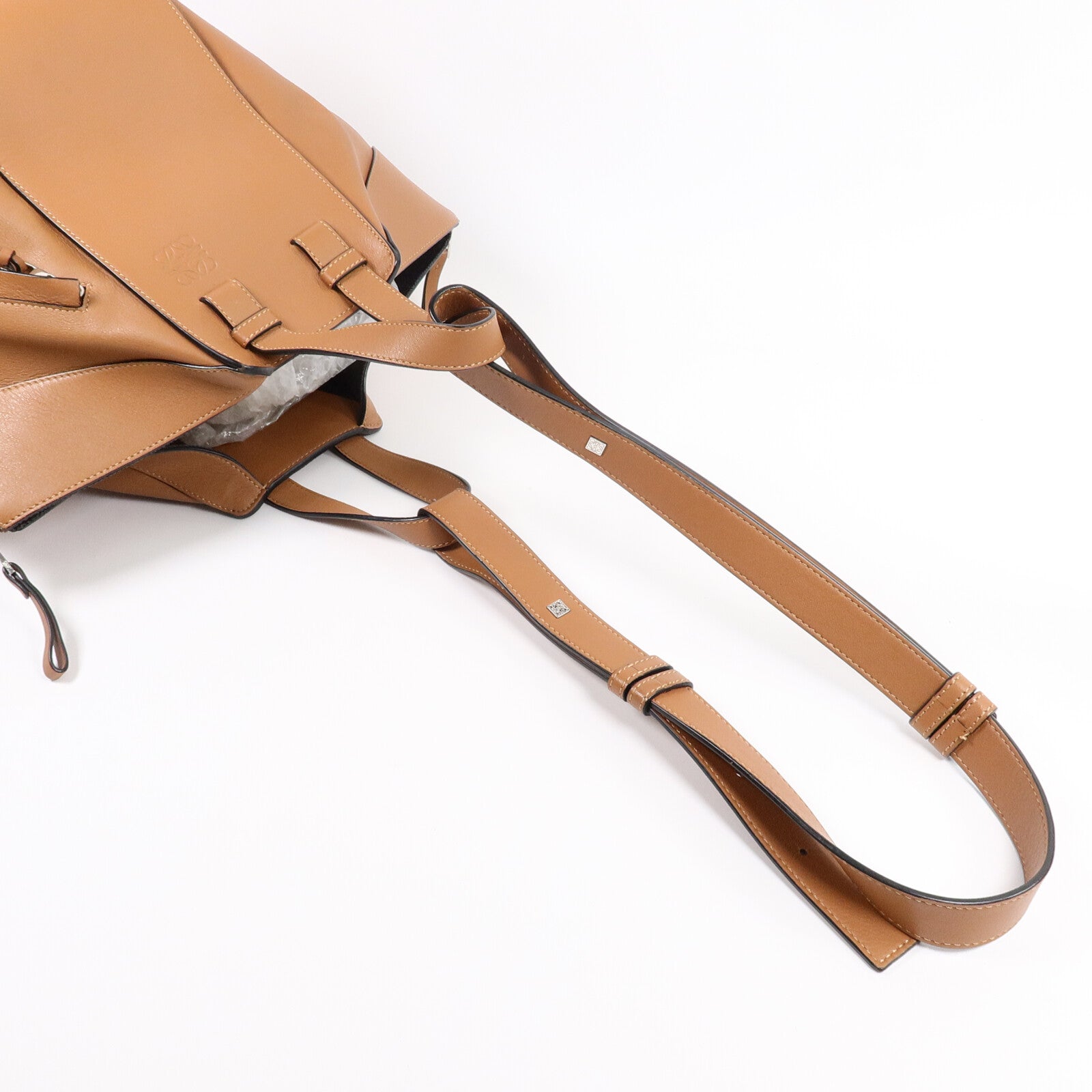 LOEWE 牛皮皮革Hammock Small手挽肩背兩用袋