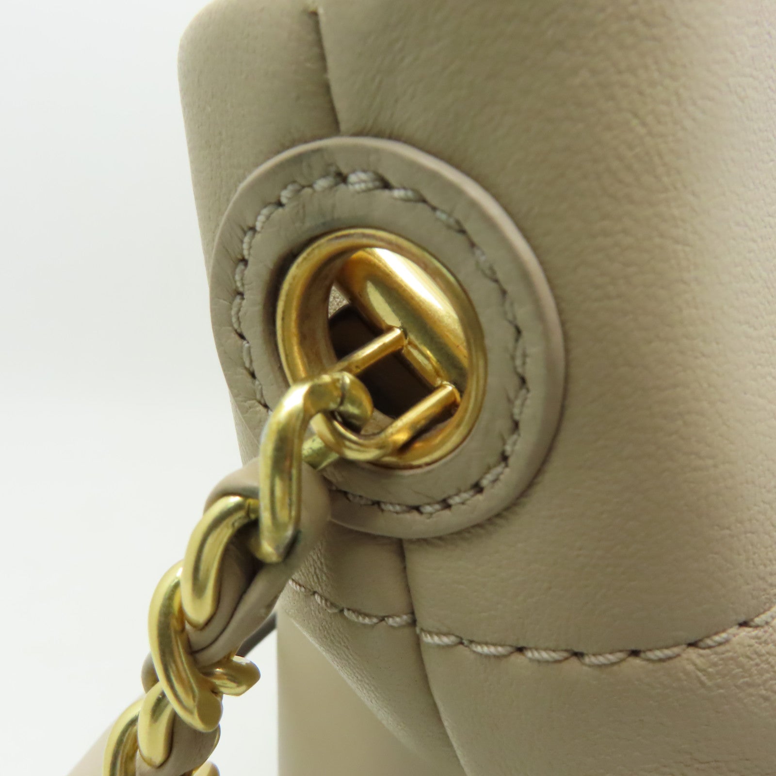Tory Burch 【激減優惠】牛皮皮革Shoulder Bag金扣肩背袋米色