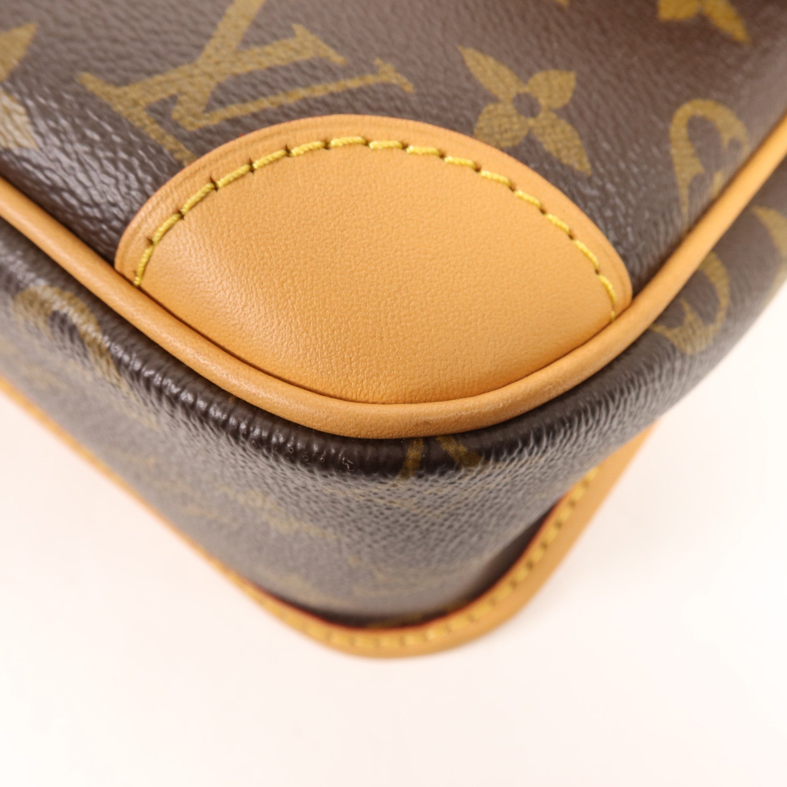 LOUIS VUITTON Monogram Diane金扣手挽肩背兩用袋