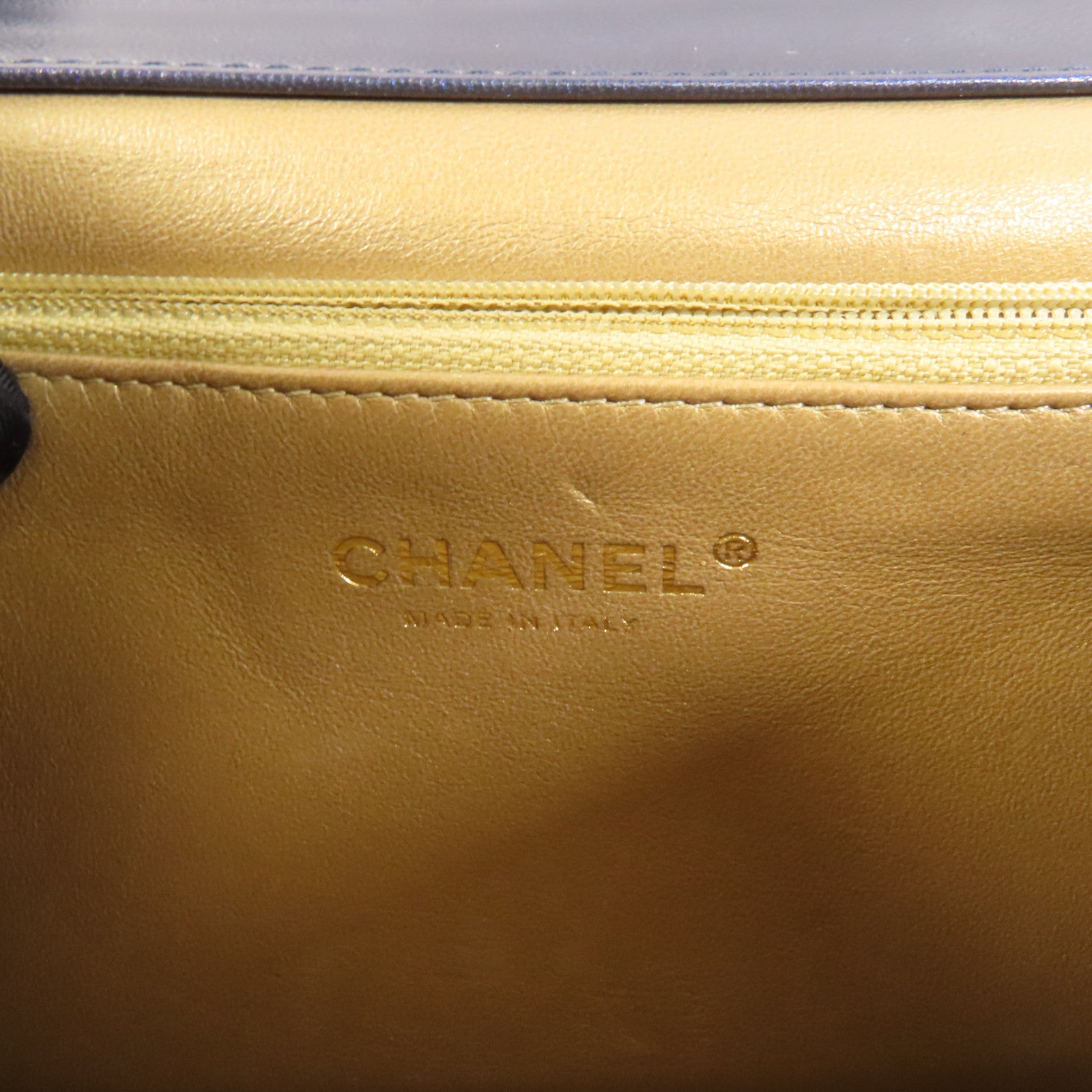 CHANEL 【激減優惠】牛皮皮革Chain Shoulder金扣鏈帶肩背袋