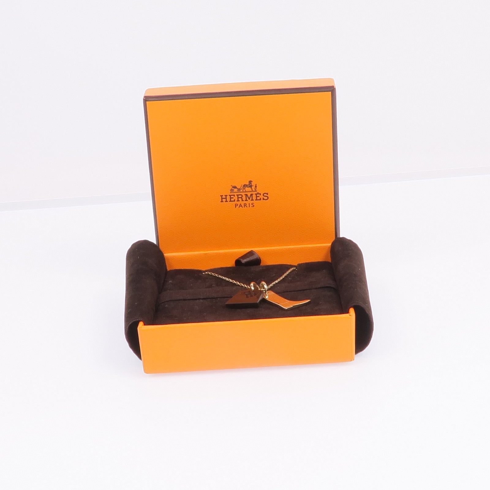 HERMES 金屬/水牛角Amulette Maroquinier Pendant項鍊